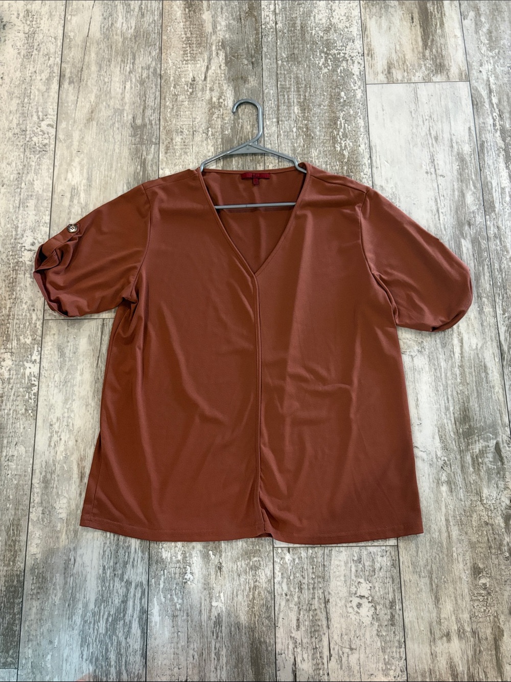 BKE Rust V-Neck Short Sleeve Blouse